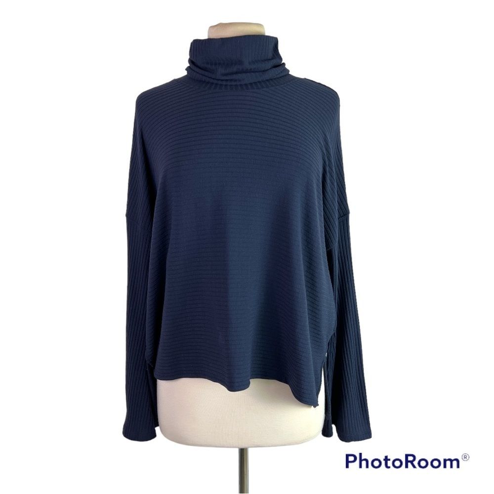 Free People Movement Can’t Handle This Ribbed Turtleneck Shirt Navy Small